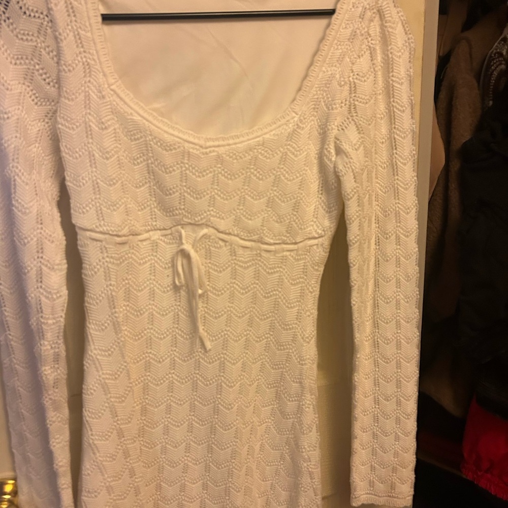 Elegant White Knit Dress